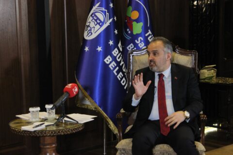 Aktaş’tan Yunuseli’nde güvence, Merkez Bankası’nda çekince