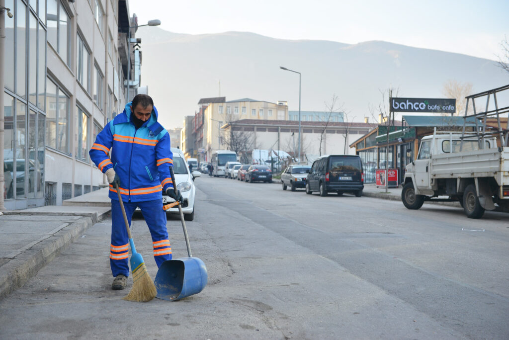 YILDIRIM’IN SOKAKLARI PIRIL PIRIL