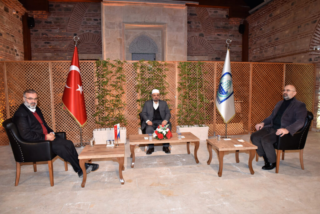 YILDIRIM’DA ÇOK ÖZEL REGAİB KANDİLİ GECESİ