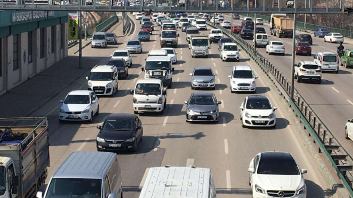 Bursa’da ‘kademeli normal’ trafiği