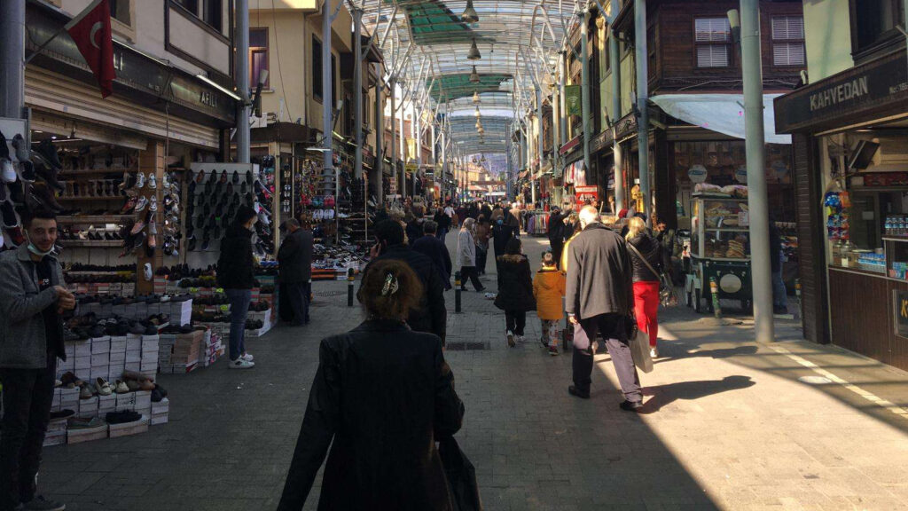 Bursa’da Kapalı Çarşı esnafından AVM tepkisi