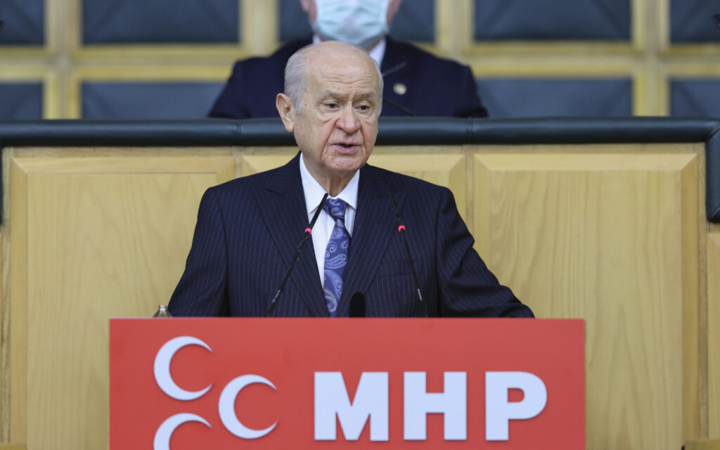 Erken seçim için sipariş açıklamalar yapan gafiller 2023 yılının haziran ayını beklemek durumunda kalacak!