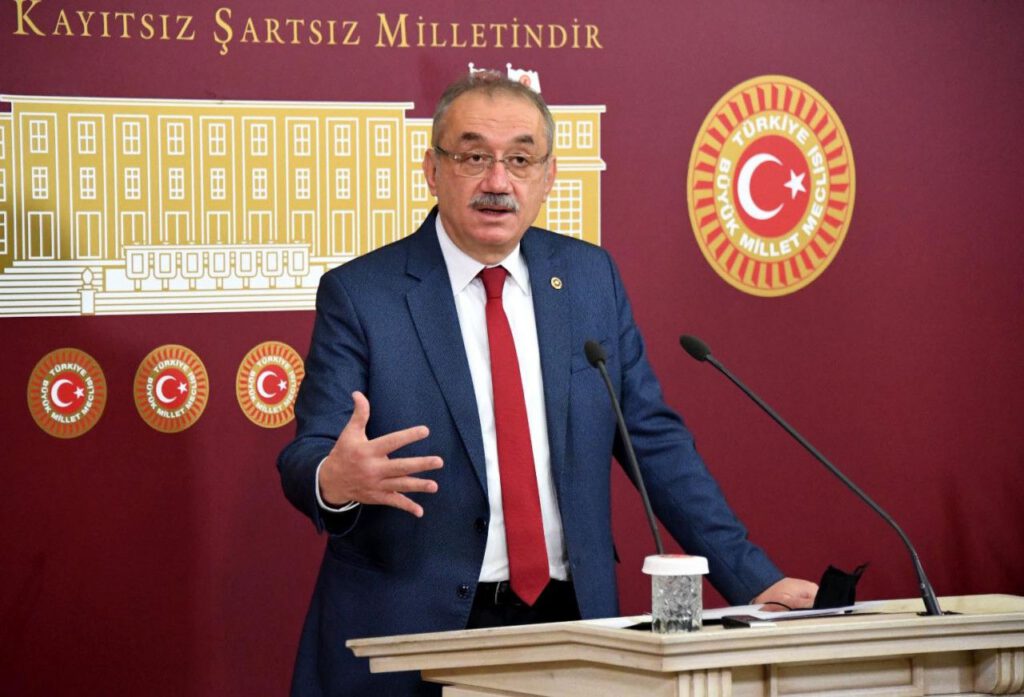 İYİ Parti’li Tatlıoğlu korona virüse yakalandı!