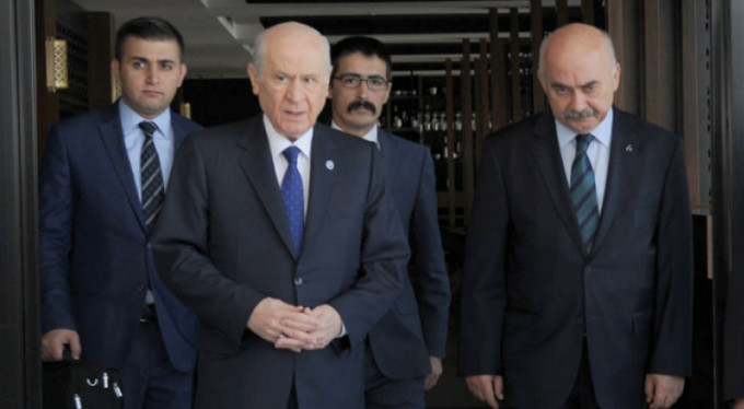 Vahapoğlu’ndan ‘Sasunyan’ tepkisi: ‘Lanetliyorum…’