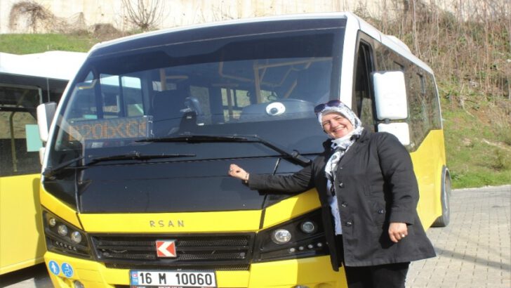 Bursa’da kadın şoförü gören araçtan inmek istedi, yolculuk yapınca hayran kaldı