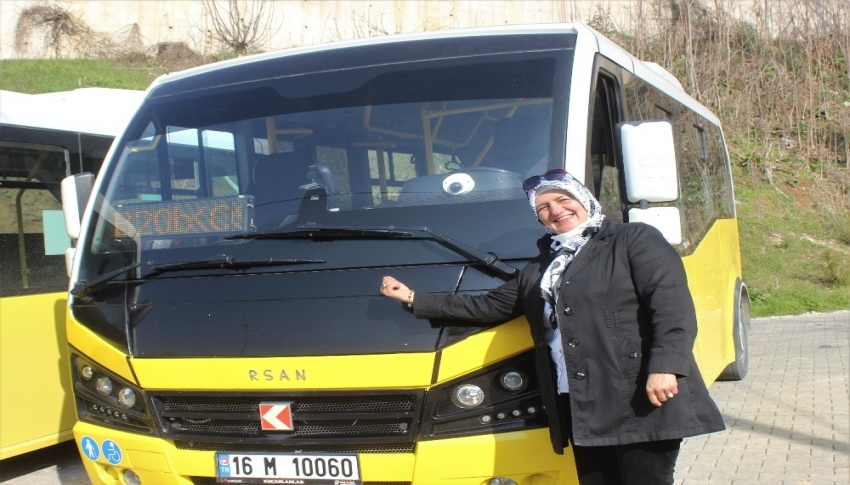 Bursa’da kadın şoförü gören araçtan inmek istedi, yolculuk yapınca hayran kaldı