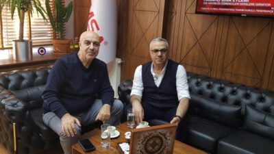 Gazeteci Nezir Çelik, ‘Araştırmacı Yazar Hüseyin Demir’in Bilinmeyen Yönlerini yazdı’