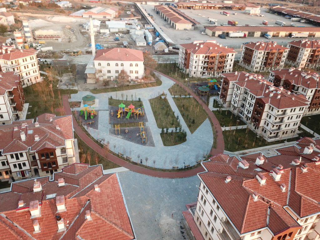 Elazığ TOKİ Projesi’nin arkasında EUCEB belgeli İzocam mineral yün ürünler var!