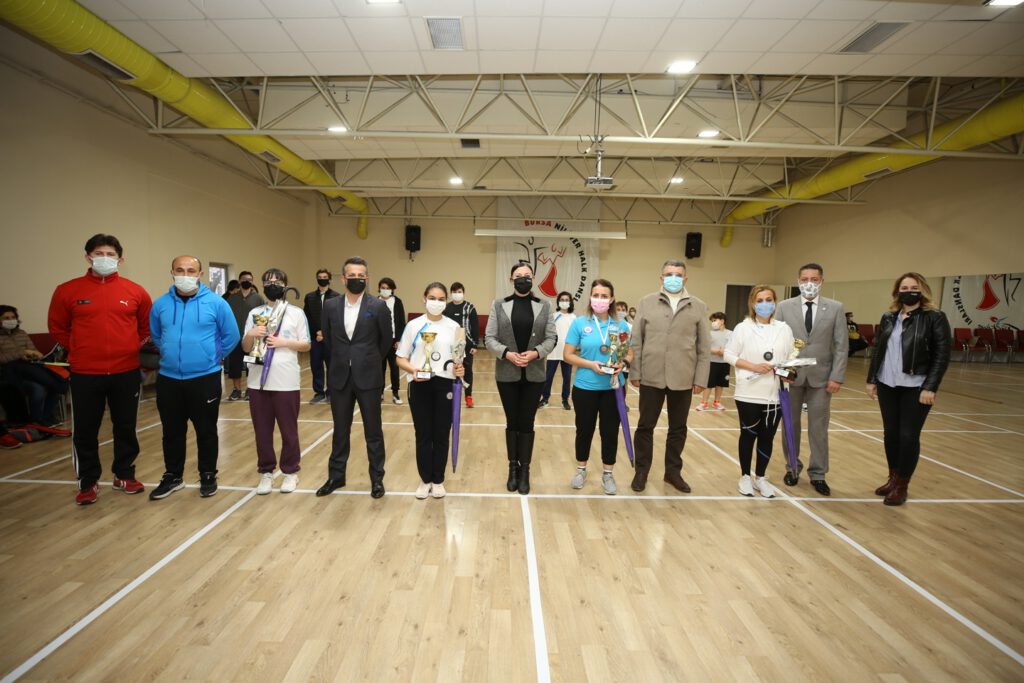 Anneler ve çocukları Squash Turnuvası’nda buluştu