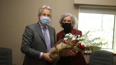 Başkan Erdem sağlık çalışanlarının Tıp Bayramı’nı kutladı