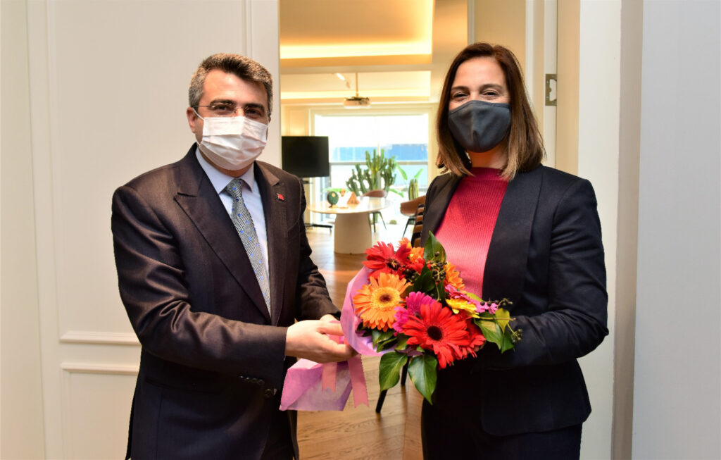 BAŞKAN YILMAZ’DAN YEŞİM TEKSTİL’E ZİYARET