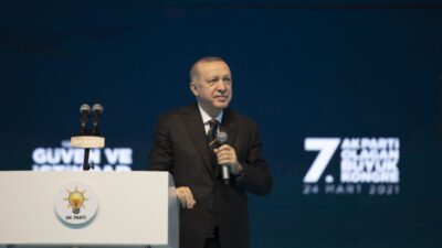Cumhurbaşkanı Erdoğan Bursa’dan kimleri aradı?