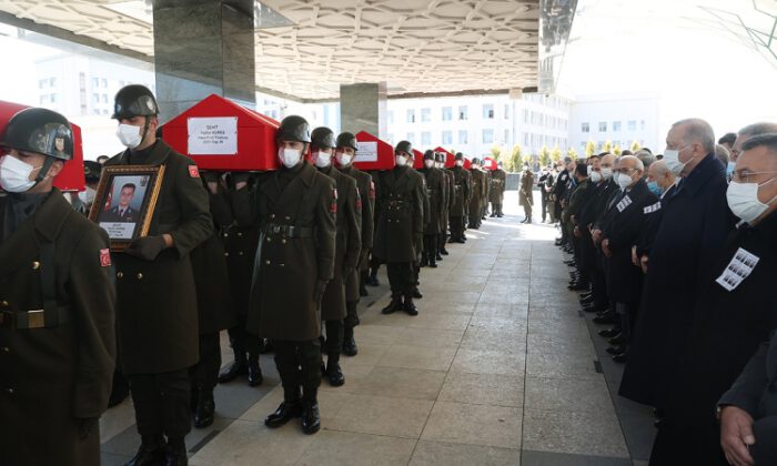 Bitlis Şehitleri Son Yolculuklarda…