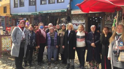 Köylü Kadınlar Kalkınırsa Türkiye Ayağa Kalkar!