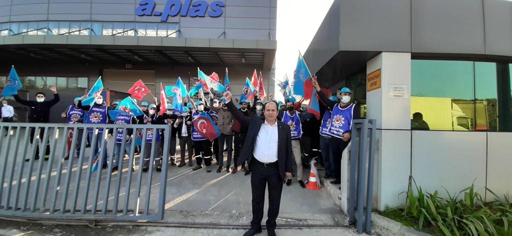 Türk Metal Sendikalı İşçilere İşverenden Sorgusuz İnfaz!