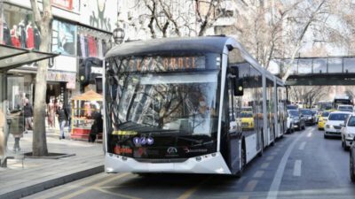 Bursa’ya metrobüs gelmeli mi?