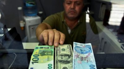 Dolar ve Euro ne kadar oldu? Serbest piyasada döviz fiyatları…