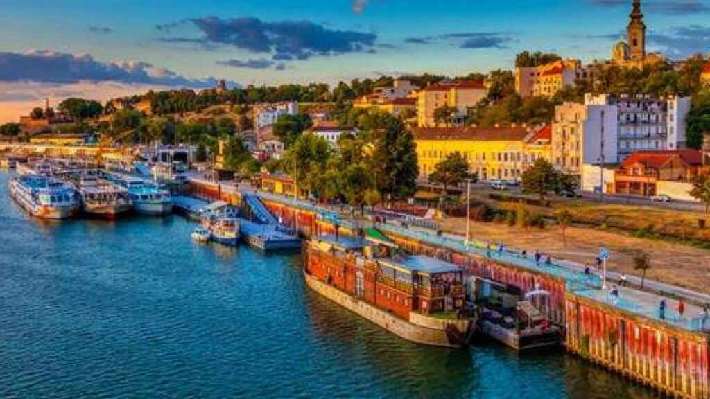 Aşı turizminde ikinci perde: Parasına göre istediğin aşı imkanı