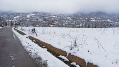 Bursa’nın kar kalınlığı 20 santimetreye ulaştı!