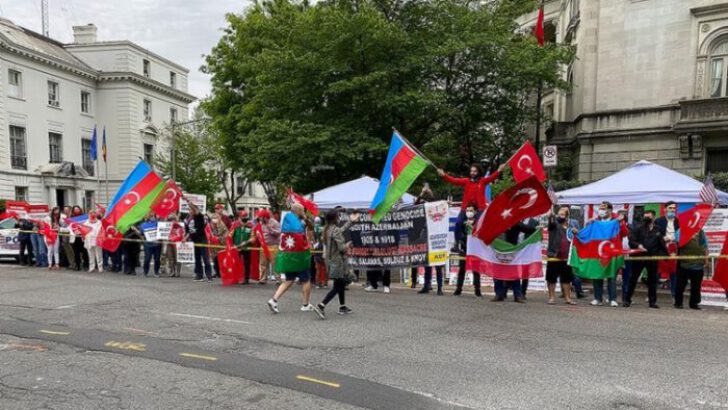 Türkler, Biden’ın açıklamasını protesto etti