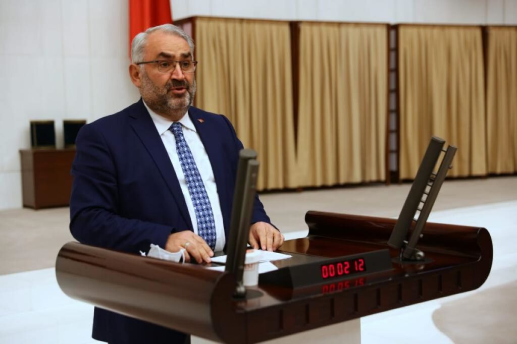 Etyemez: Kütüphaneler, Kültür ve Medeniyetimizin En Önemli Hazinesidir