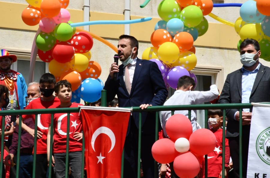 Kestel’de çocuklara ‘Bayram’ sürprizi