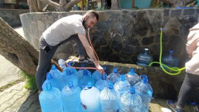 Bursa’da 17 günlük kısıtlama öncesi kilometrelerce su kuyruğu!