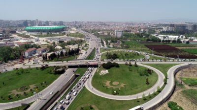 Bursa’da kontrol noktasında 5 kilometrelik araç kuyruğu oluştu