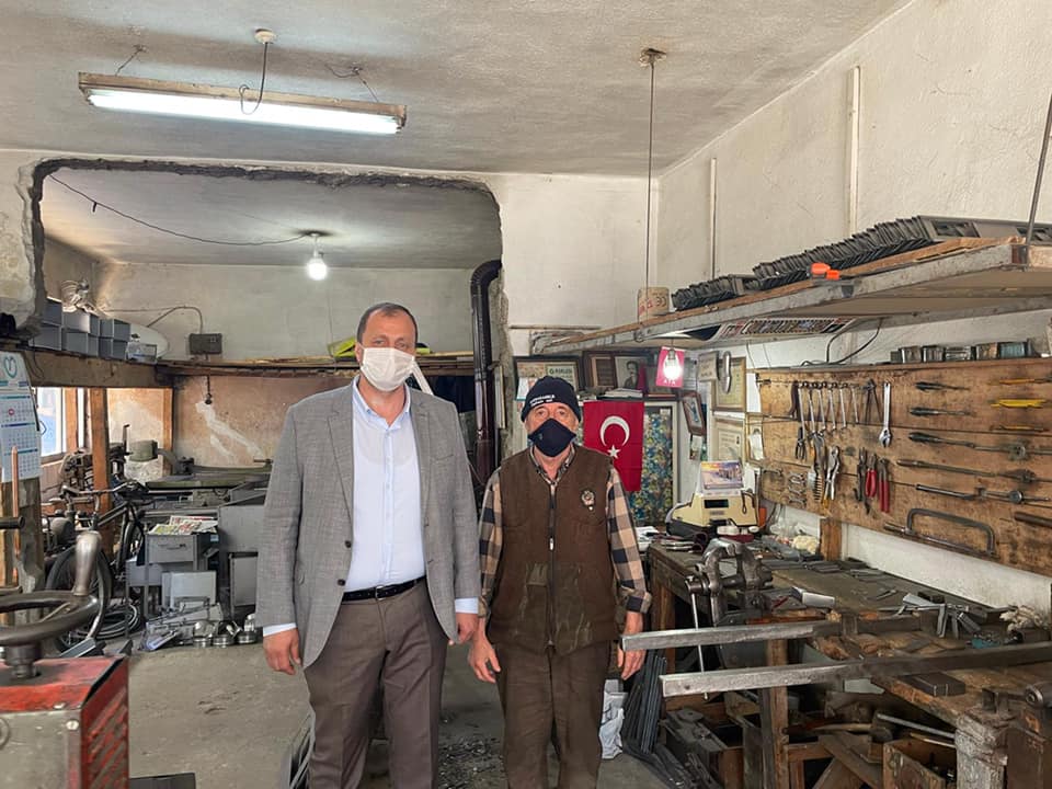 BAŞKAN USTA GÜNE ESNAF ZİYARETLERİ İLE BAŞLIYOR