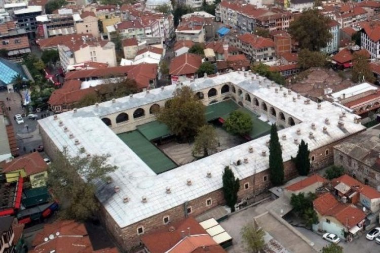 Bursa’nın tarihi Pirinç Han’ı depoya döndü!