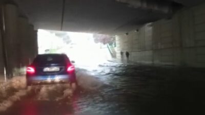 Bursa’da hem sağanak hem de dolu: Vatandaşlar zor anlar yaşadı