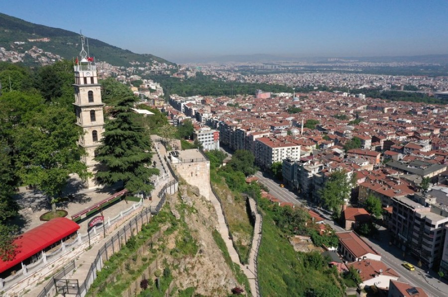 Bursa’da bayramda sokak ve caddeler sessiz kaldı