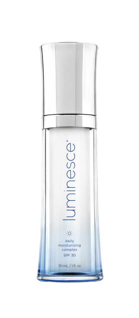 LUMINESCE İLE CİLDİNİZE GENÇLİK IŞILTISI KATIN
