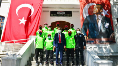 YILDIRIM’DA 19 MAYIS COŞKUSU SOKAKLARA TAŞTI