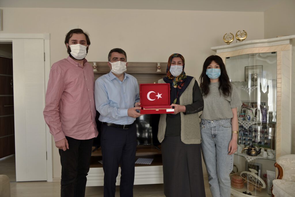 YILDIRIM BELEDİYESİ ŞEHİT ANNELERİNİ UNUTMADI