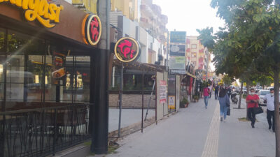 Bursa’nın ünlü caddesi ne hale gelmiş!