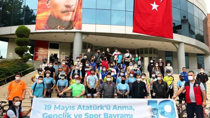 GÜRSU’DA 19 MAYIS COŞKUYLA KUTLANDI