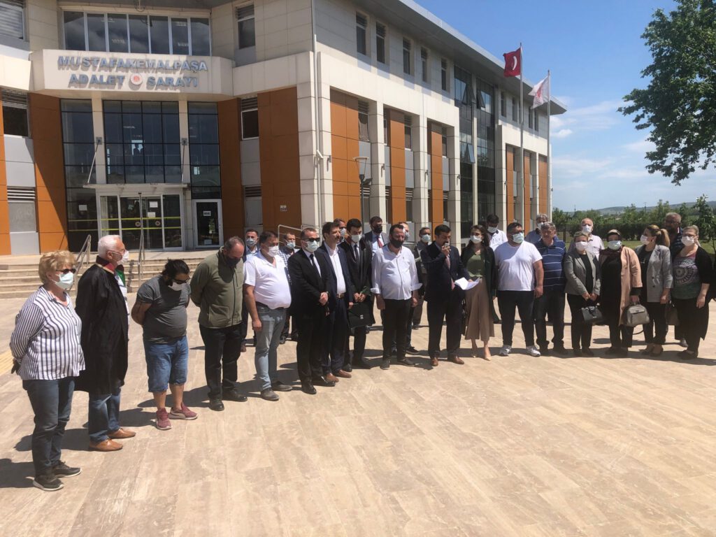 Mustafakemalpaşa Belediyesi’nde mafya yöntemi uygulayan çete mi var?