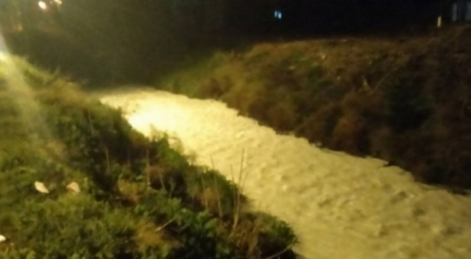 SANAYİ ATIKLARI MARMARA DENİZİ’Nİ KİRLETİYOR