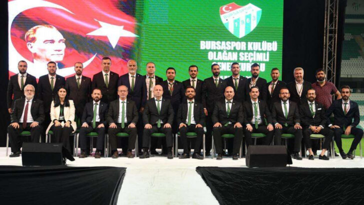 Bursaspor’da şok istifa!