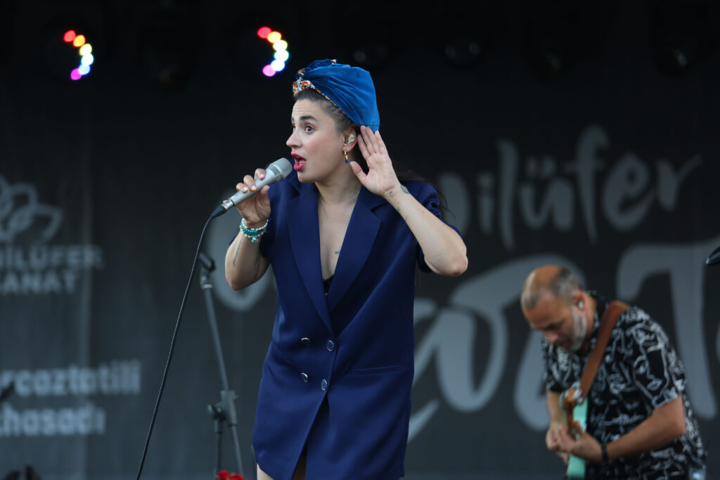 Ceylan Ertem konserinde Haluk Levent sürprizi