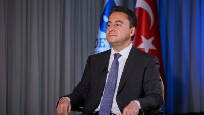 Babacan: İki yılda 130 milyar doları cayır cayır sattılar