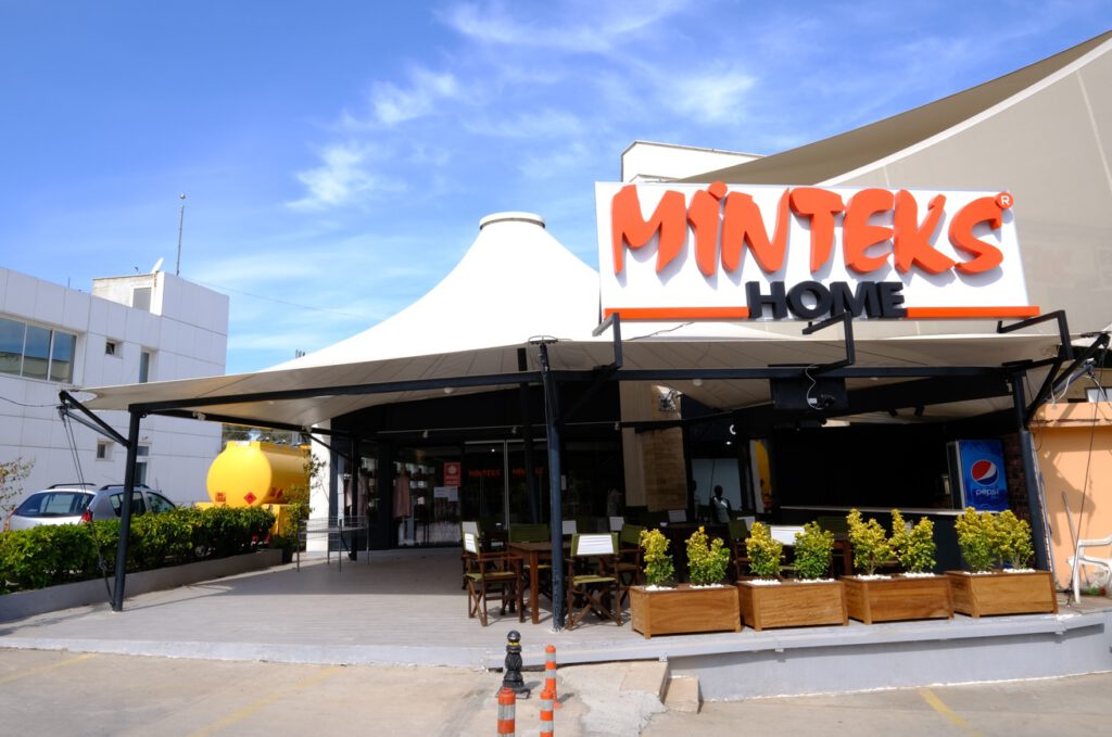 Minteks, Bodrum mağazasıyla sezonu açtı