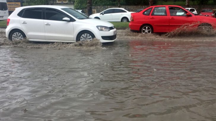 Sağanak Bursa’yı Fena Vurdu!