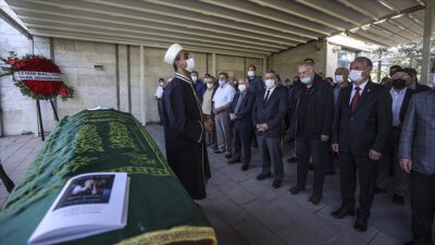 Bulgaristan Türklerinin öncü isimlerinden Osman Kılıç’ın cenazesi toprağa verildi