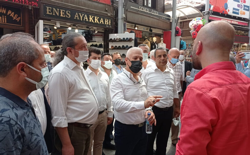 MUSTAFA BOZBEY, İL BAŞKANI İSMET KARACA İLE BİRLİKTE SAHAYA İNDİ