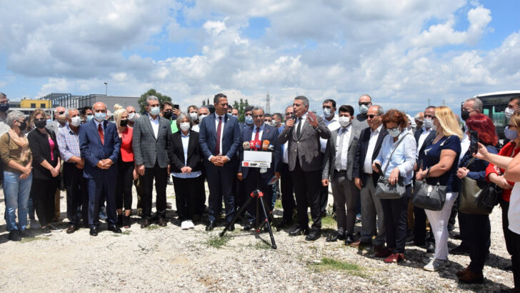 “HANGİ SKANDAL DOSYASINI AÇACAĞIMIZI ŞAŞIRIYORUZ”