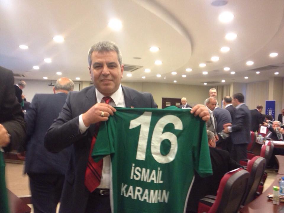 “Sarayın Sultanları Porsiyonları Küçültün Dedi ve Zam Geldi. Masamızdan Bir Simidi Saraya Gönderdik!”