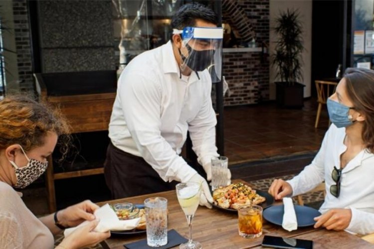 Restoranlardan flaş talep: 2 doz aşısı olmayan girmesin