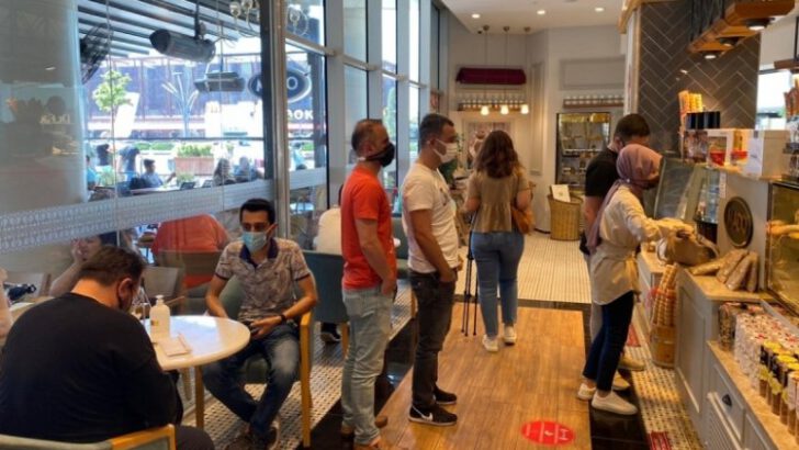 Bursa’da kafe ve restoran işletmecilerinden ‘aşı zorunluluğu’ çağrısı!